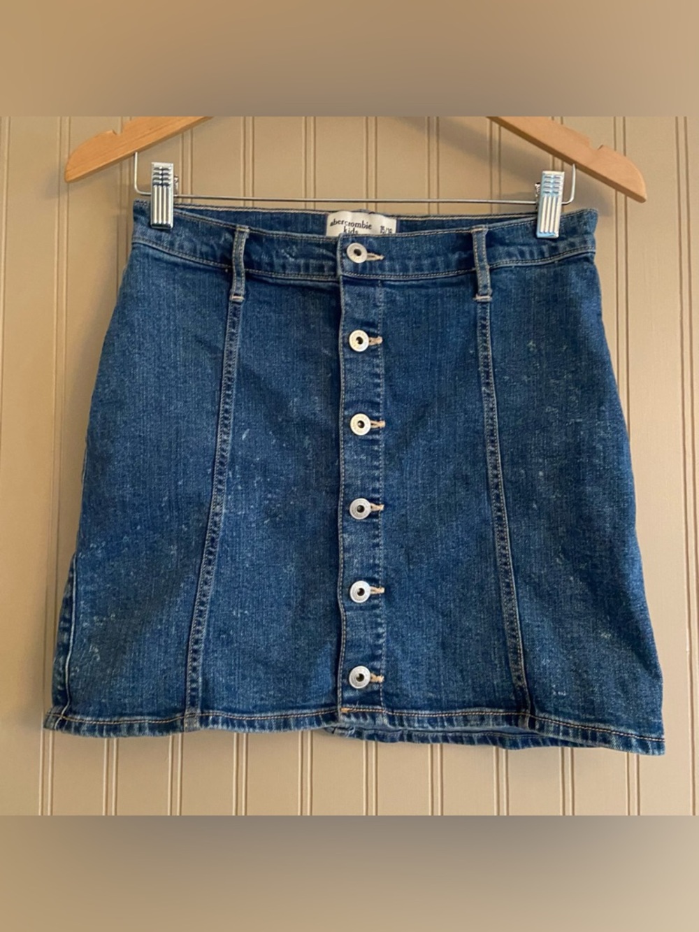 Abercrombie kids Button Down Distressed Denim Skirt Size 15/16